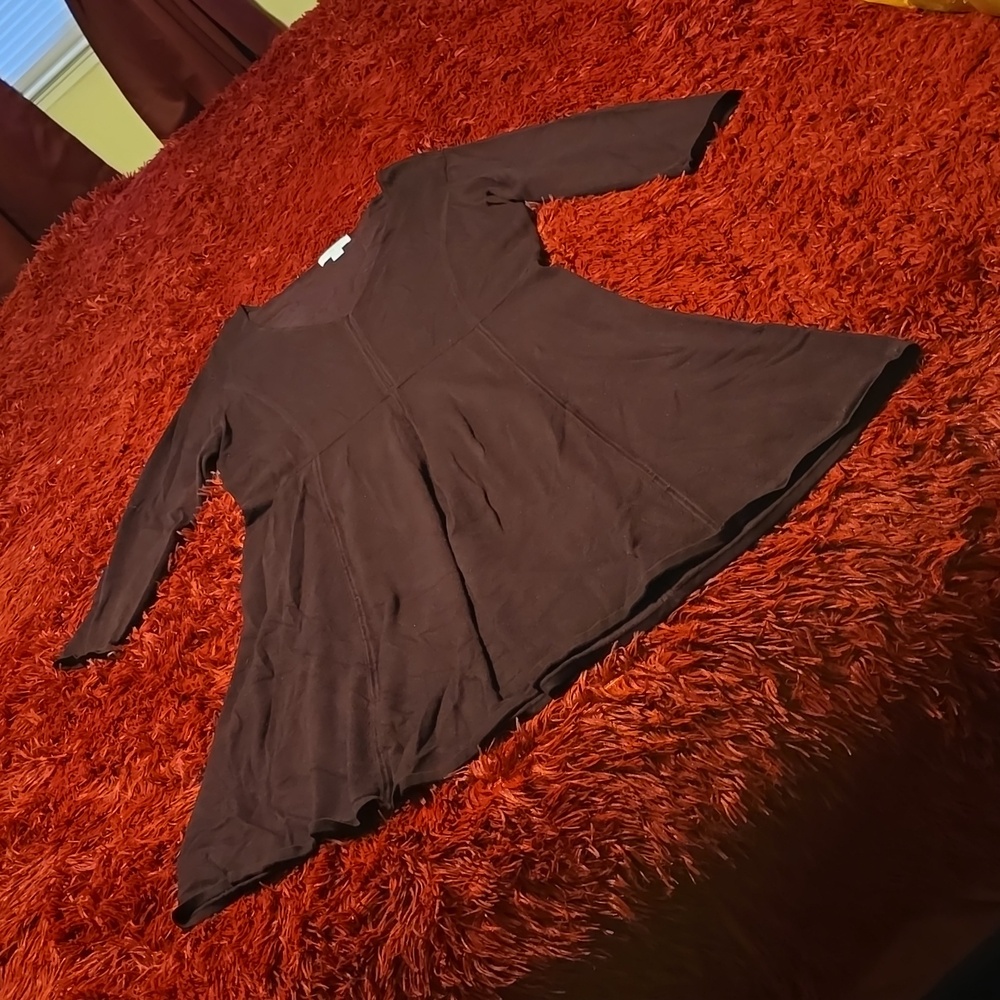 Final/Dress - Picture 1 of 6